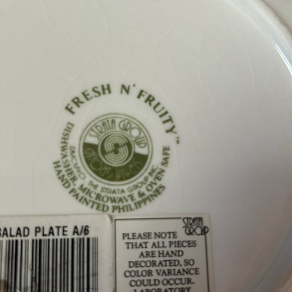 Vintage Strata Group Strawberry Salad Plate HandPainted Philippines 🇵🇭 - Picture 4 of 4